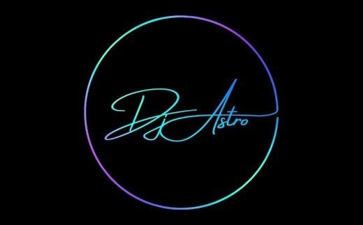 Dj Astro aux platines